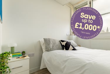 Silver En Suite City View at MyPad Paisley, 26 Gilmour Street, City Centre, Paisley, PA11EQ - Image 1